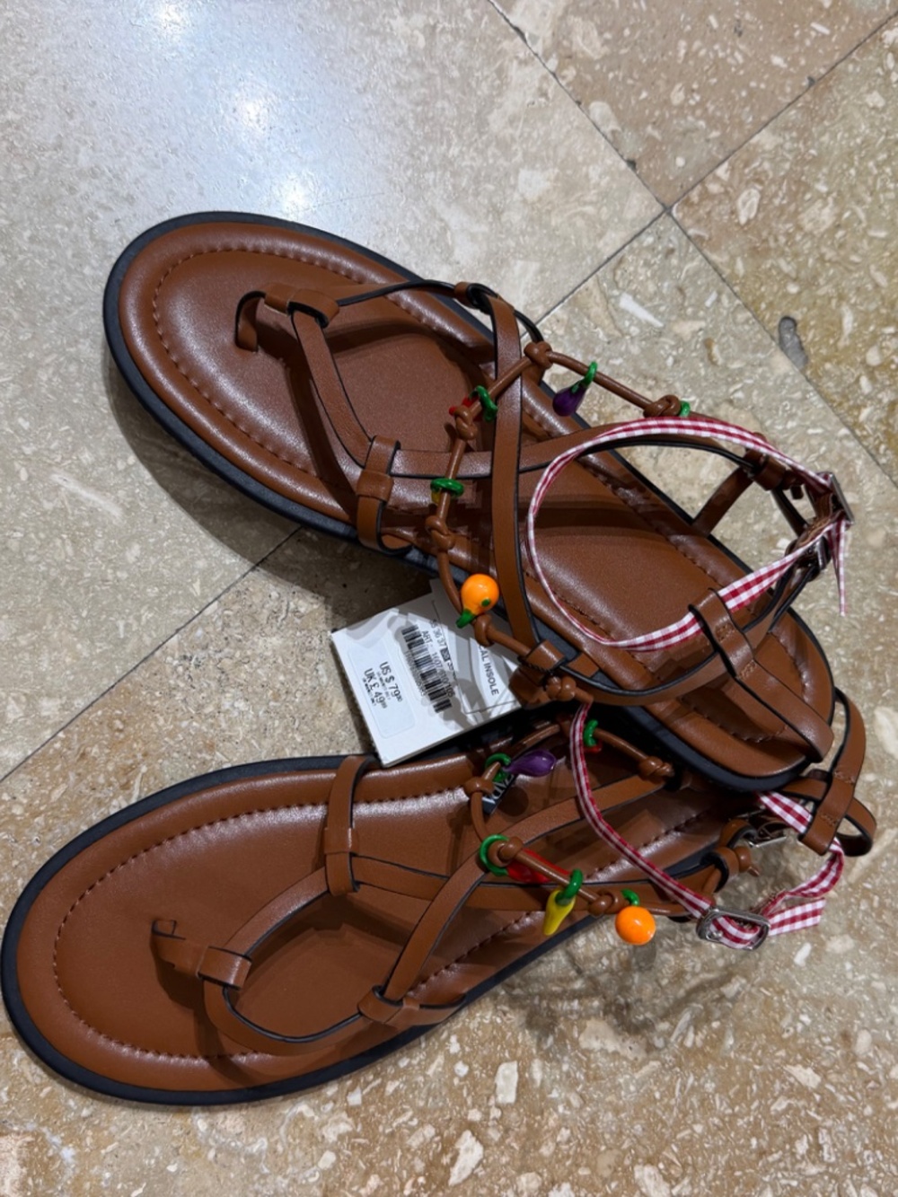 sandals - Picture 4 of 4